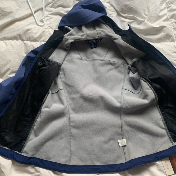 ARC’TERYX Epsilon Fleece Lined Women’s Jacket - Picture 6 of 12